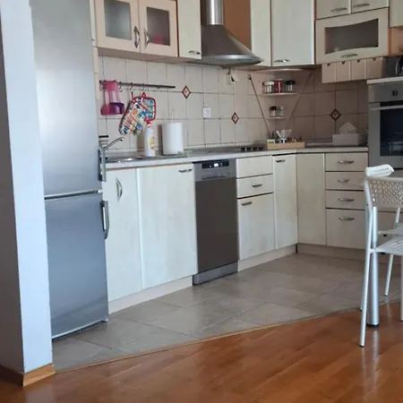 Modern Spacious Leona 8 Daire Üsküp