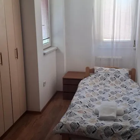Modern Spacious Leona 8 * Скопье